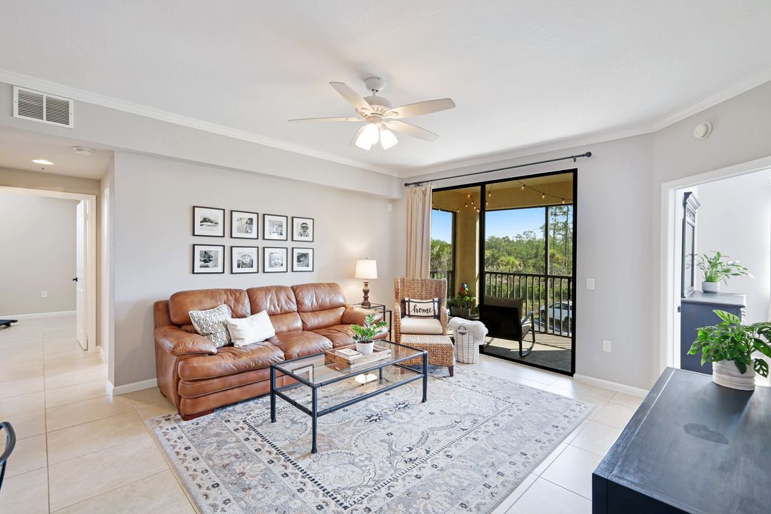 12950 Positano Cir #207, Naples, FL 34105