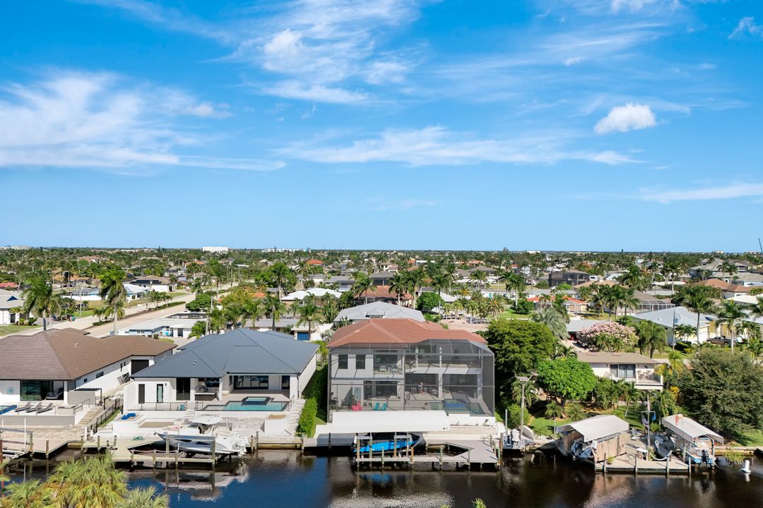 1110 Lenox Ct, Cape Coral, FL 33904