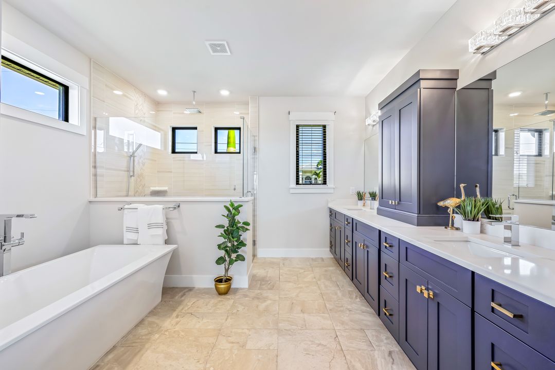 4110 SW 27th Ave, Cape Coral, FL 33914