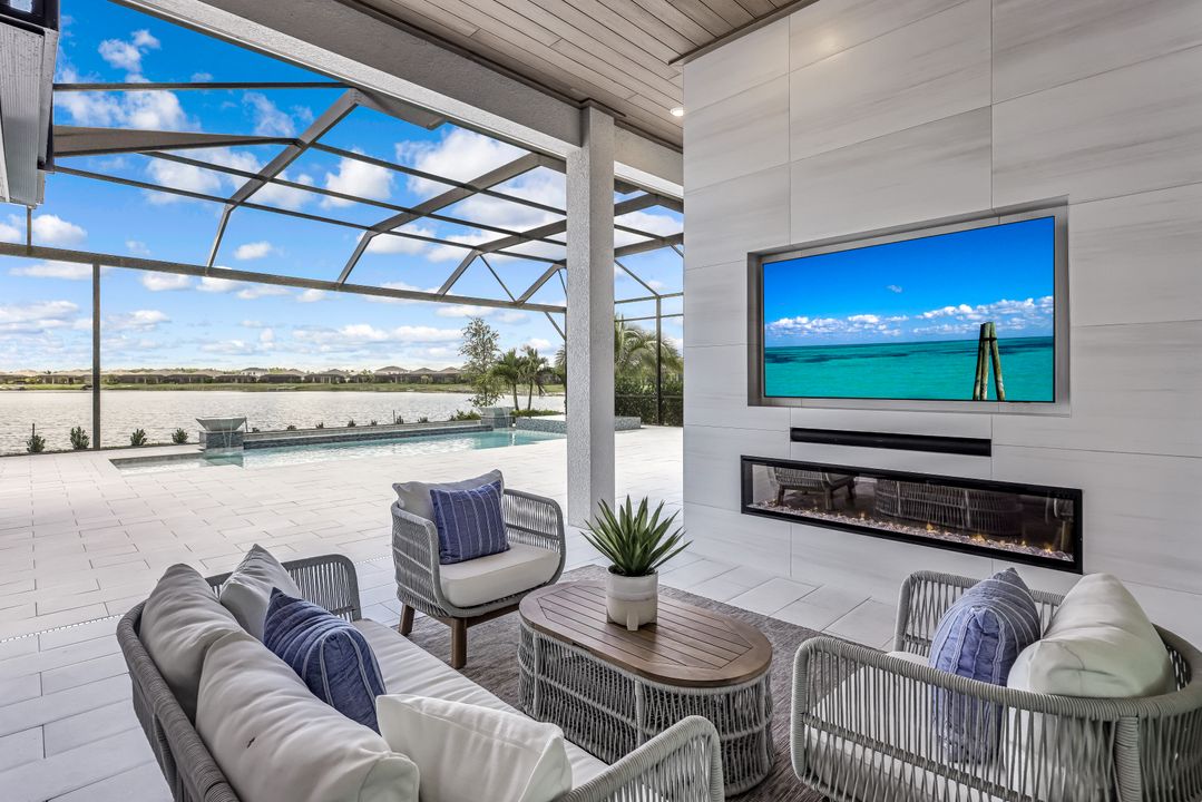 17338 Blue Sapphire Dr, Fort Myers, FL 33913