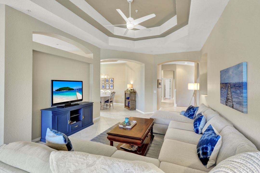 10060 Valiant Ct #202, Miromar Lakes, FL 33913