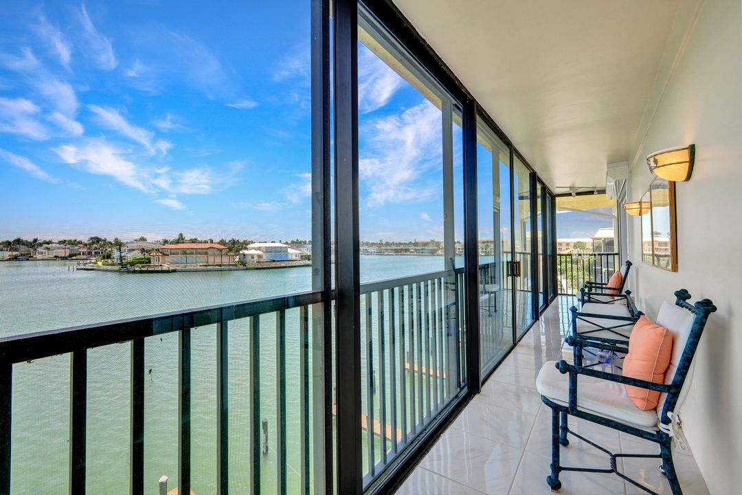 3200 Gulf Shore Blvd N #401, Naples, FL 34103