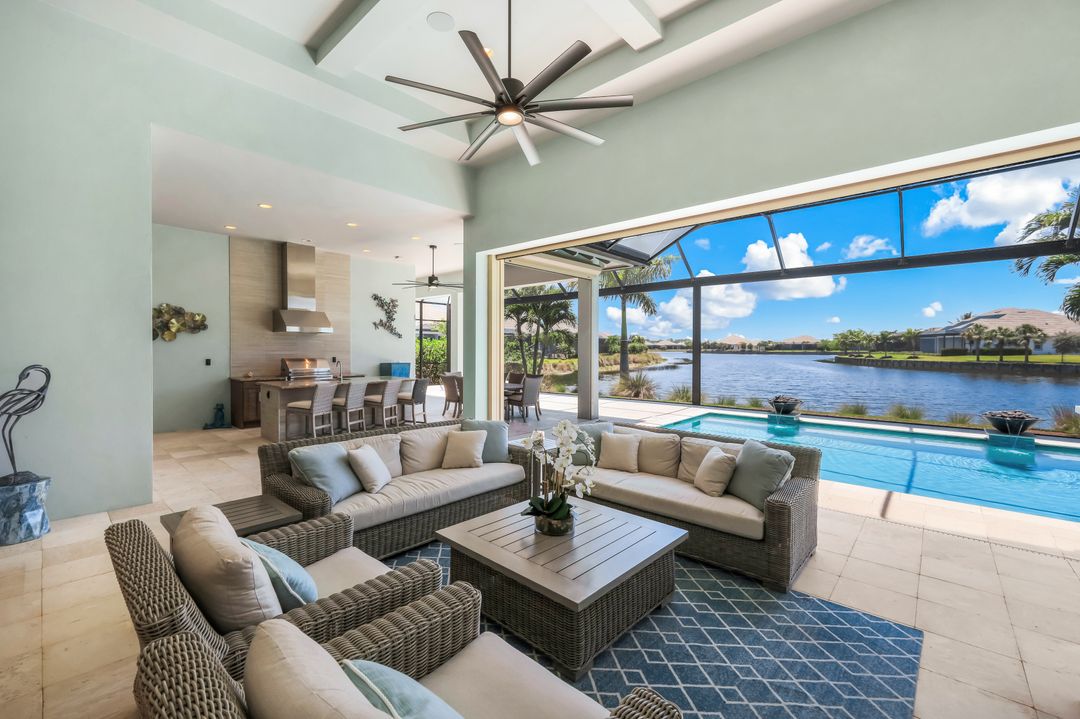 6259 Lightbourn Wy, Naples, FL 34113