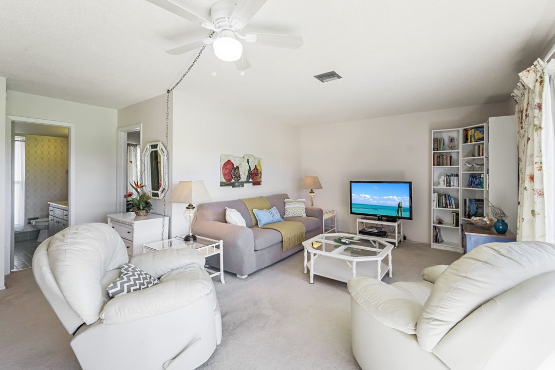 114 Teryl Rd #4, Naples, FL 34112