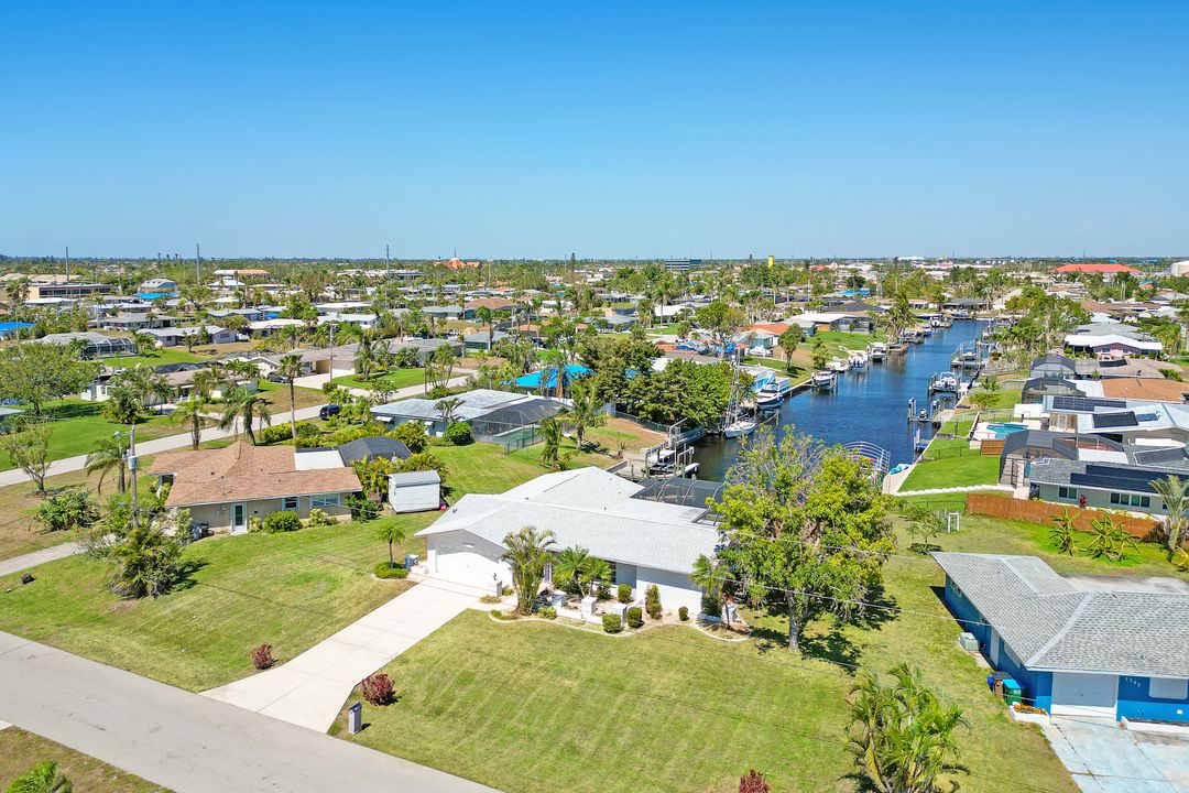 1741 SE 29th Ln, Cape Coral, FL 33904