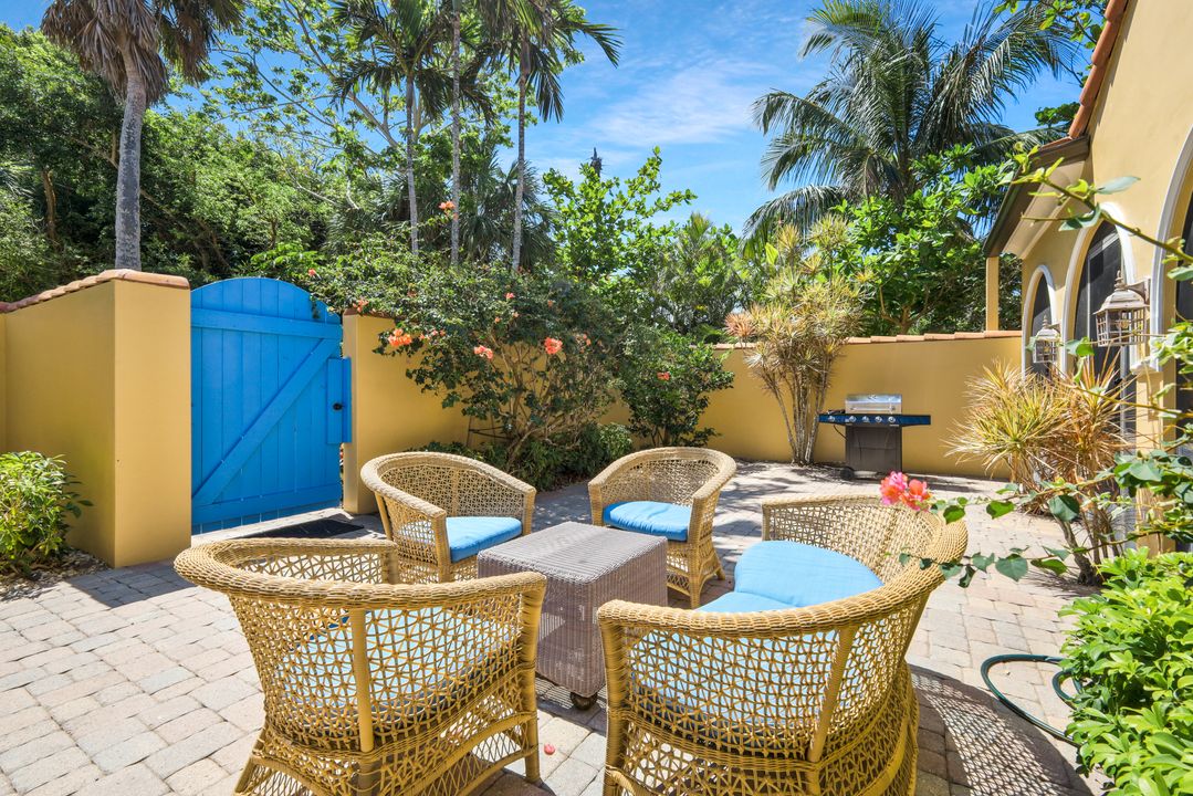 16167 Captiva Dr, Captiva, FL 33924