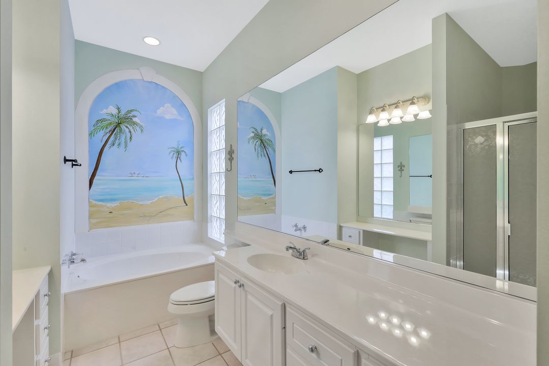 5930 Bermuda Ln, Naples, FL 34119