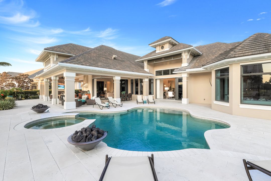 26180 Woodlyn Dr, Bonita Springs, FL 34134