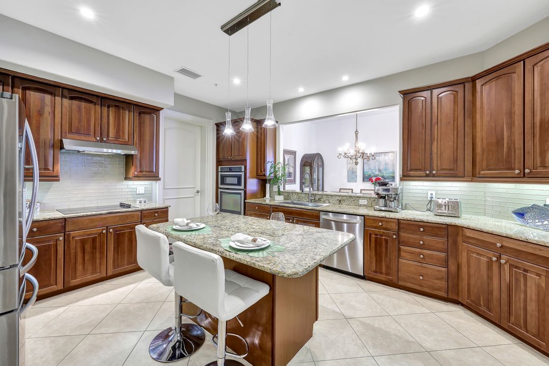 1494 Borghese Ln #101, Naples, FL 34114