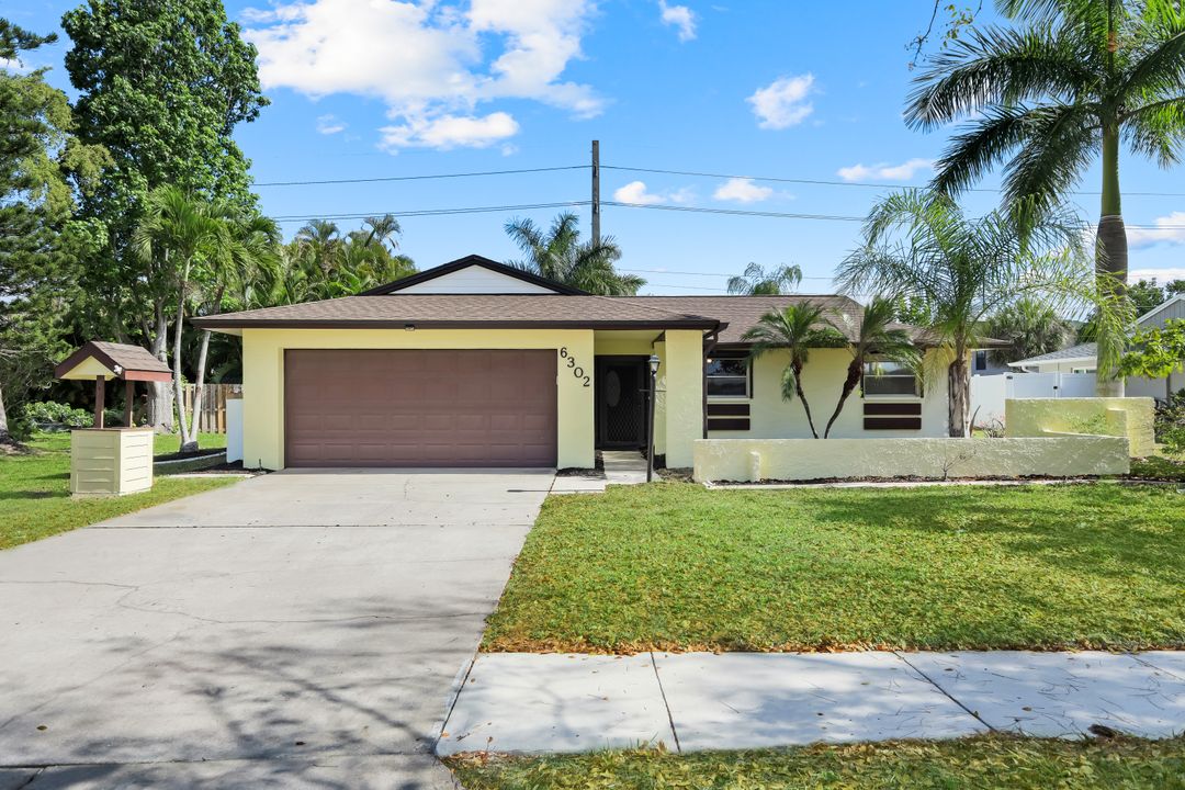 6302 Hofstra Ct W, Fort Myers, FL 33919