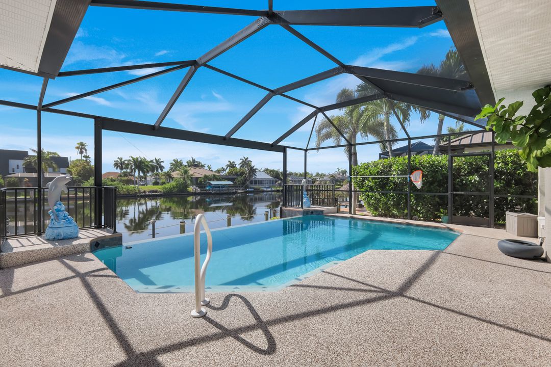 5311 SW 26th Ct, Cape Coral, FL 33914