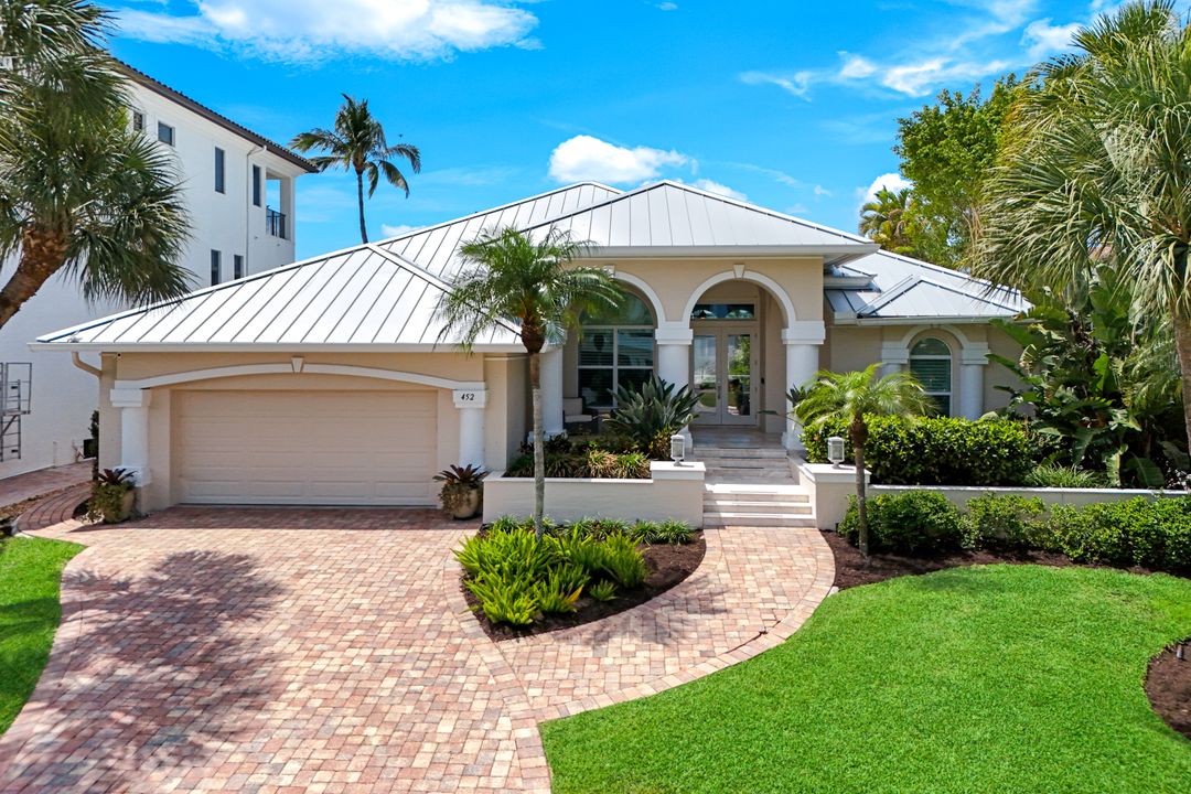452 Willet Ave, Naples, FL 34108