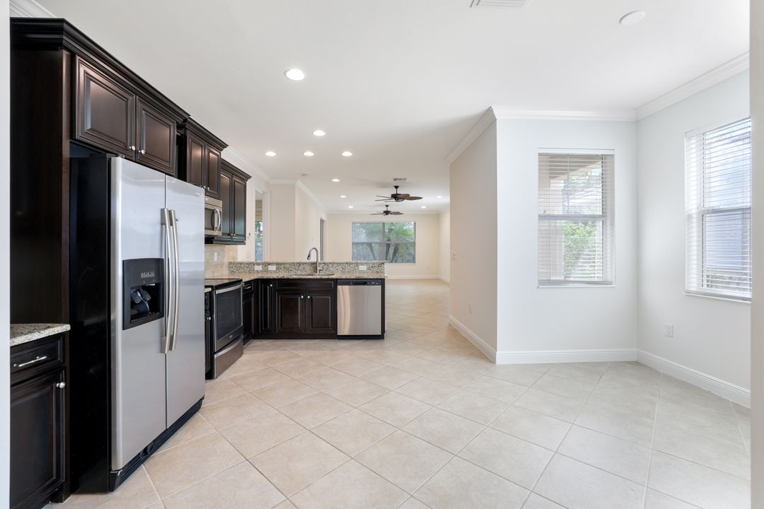13366 Kent St, Naples, FL 34109