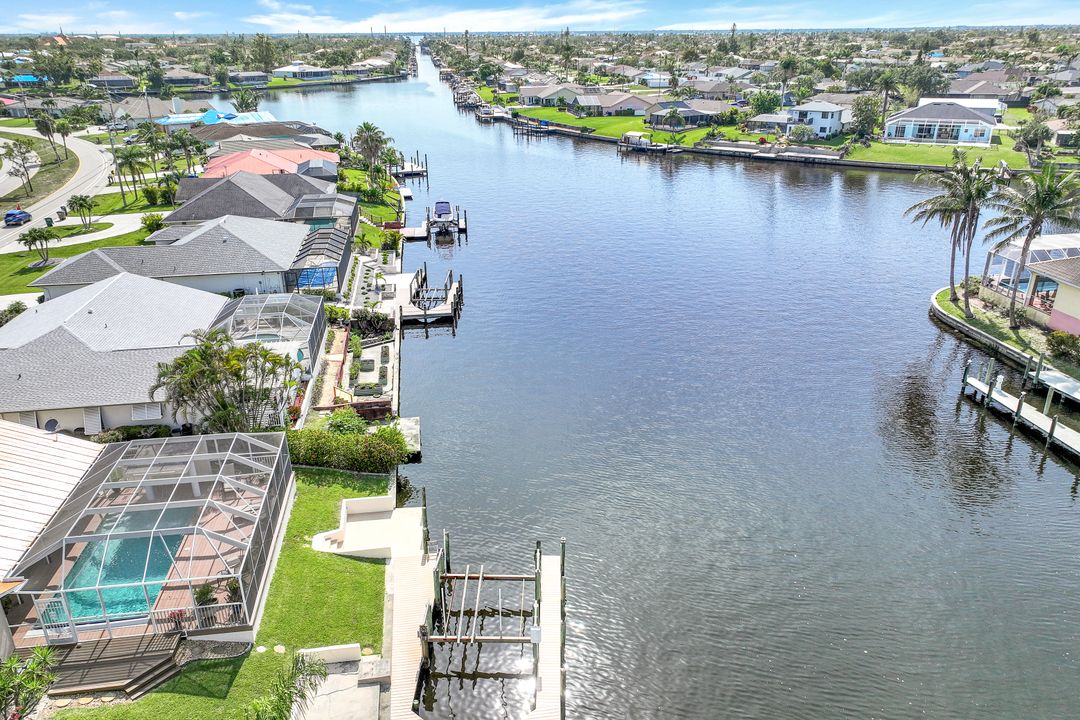 1004 Archer Pkwy E, Cape Coral, FL 33904