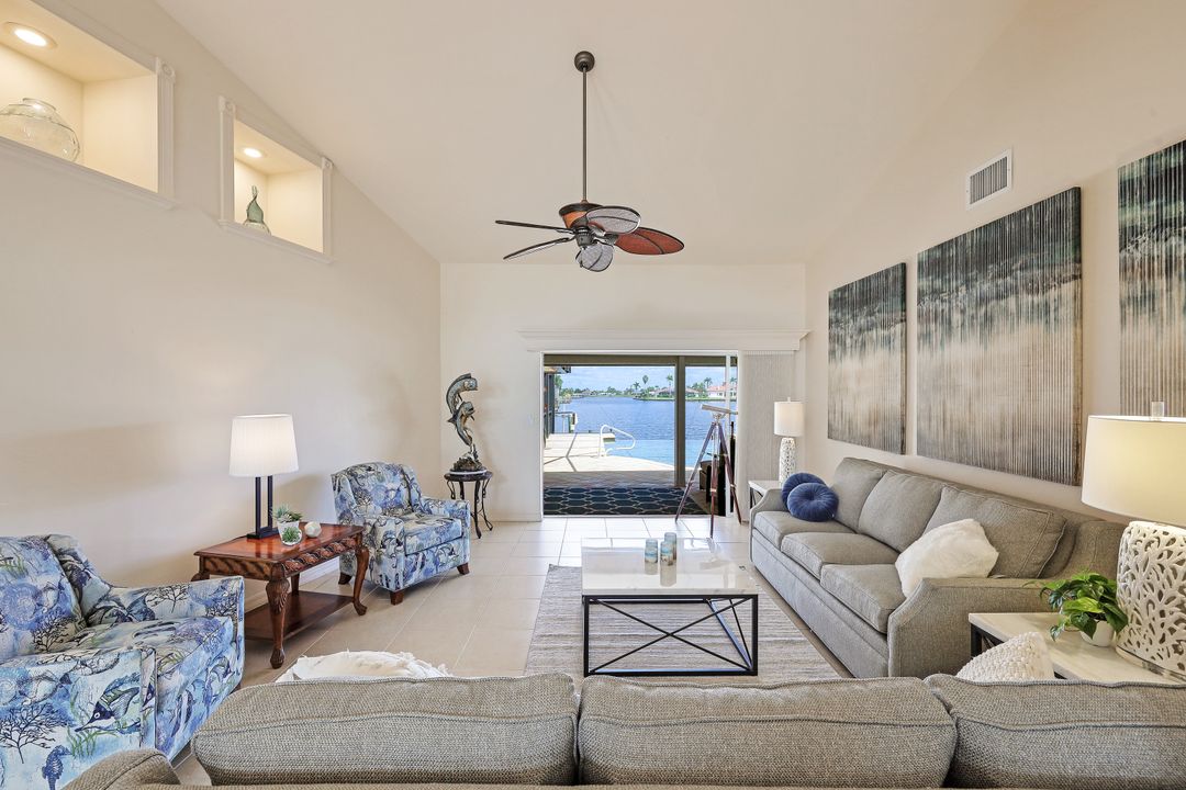 5327 Skyline Blvd, Cape Coral, FL 33914