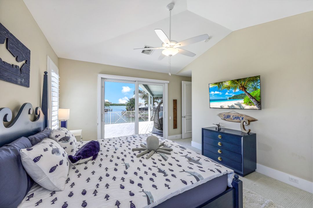 813 Magnolia Ct, Marco Island, FL 34145