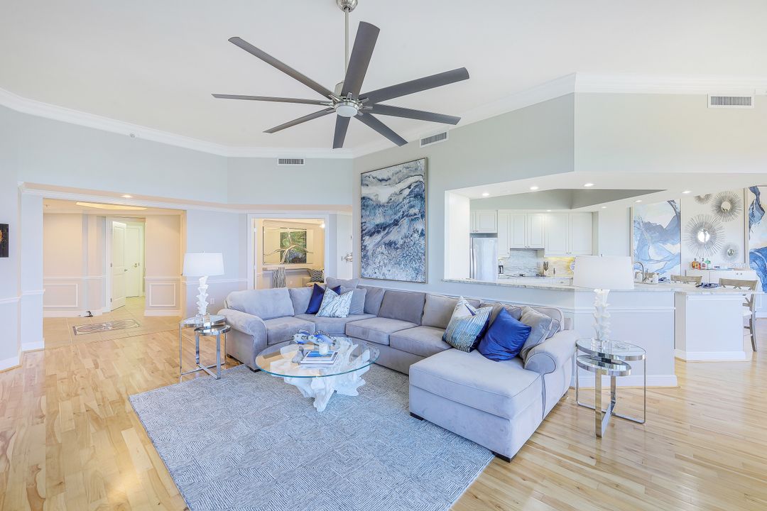 1060 Borghese Ln #2002, Naples, FL 34114