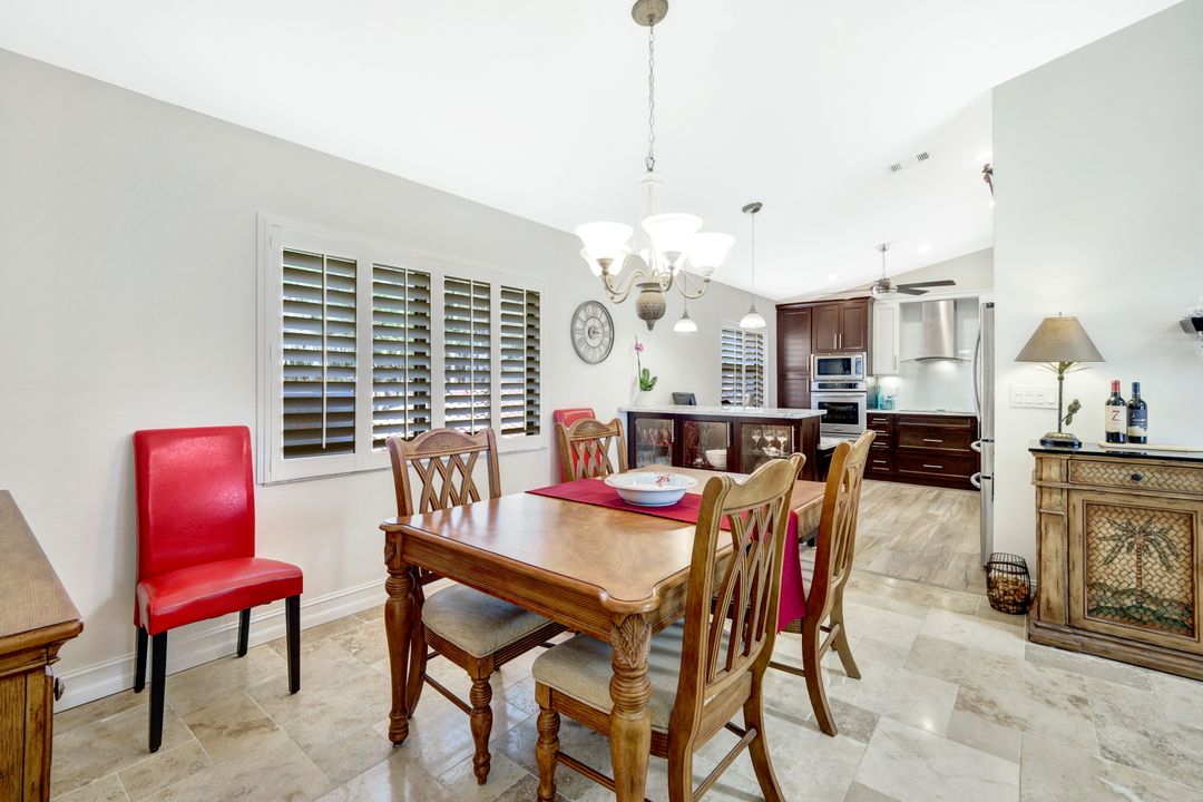 191 Albi Rd #4, Naples, FL 34112