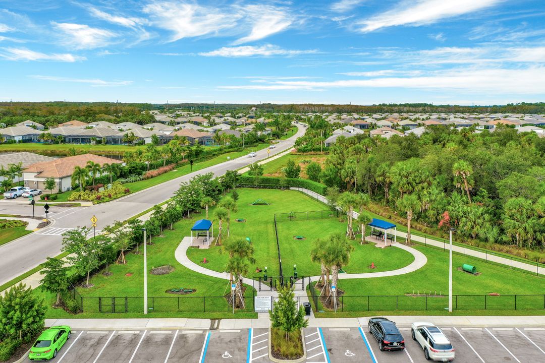 12078 Mimosa St, Naples, FL 34120