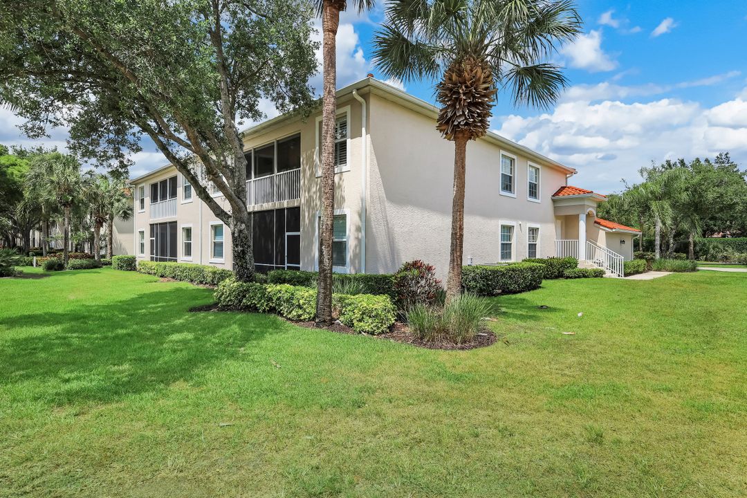 3365 Grand Cypress Dr #201, Naples, FL 34119
