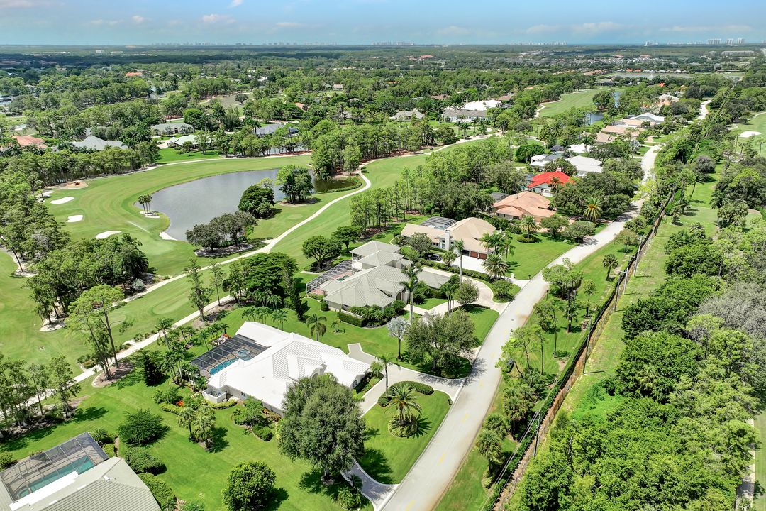 4624 Pond Apple Dr N, Naples, FL 34119