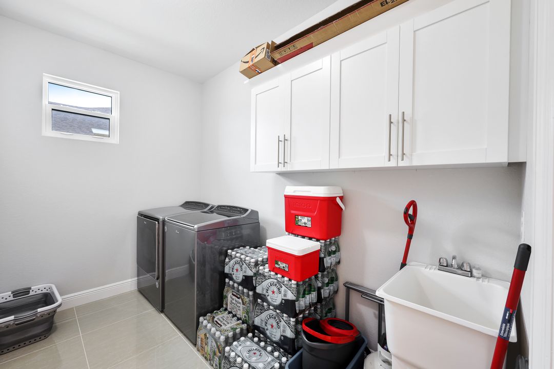 3123 SW 18th Pl, Cape Coral, FL 33914