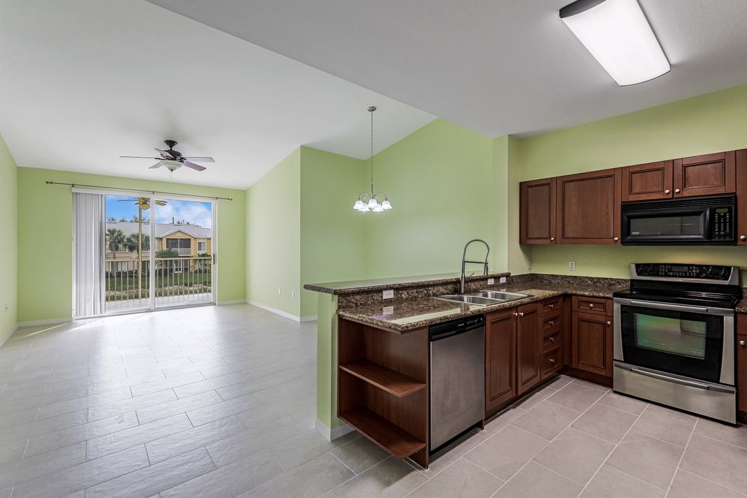 20131 Estero Gardens Cir #205, Estero, FL 33928