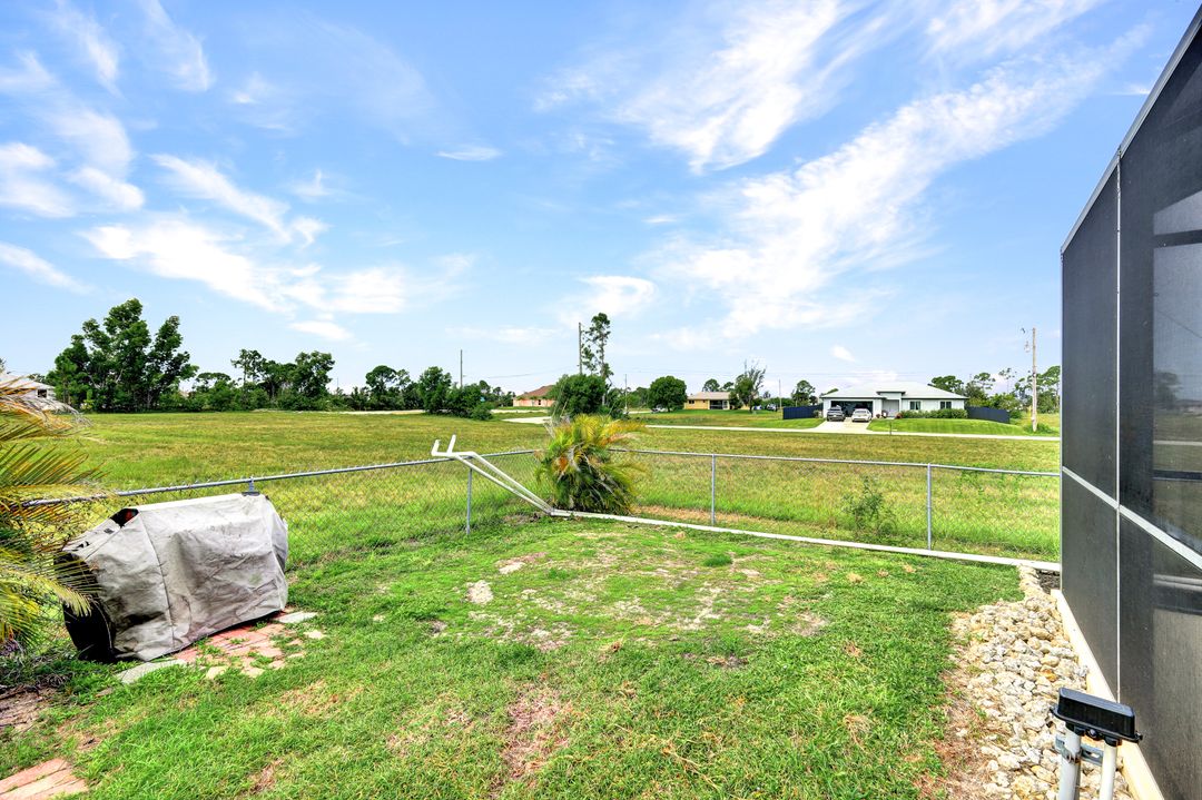 4414 Garden Blvd, Cape Coral, FL 33909