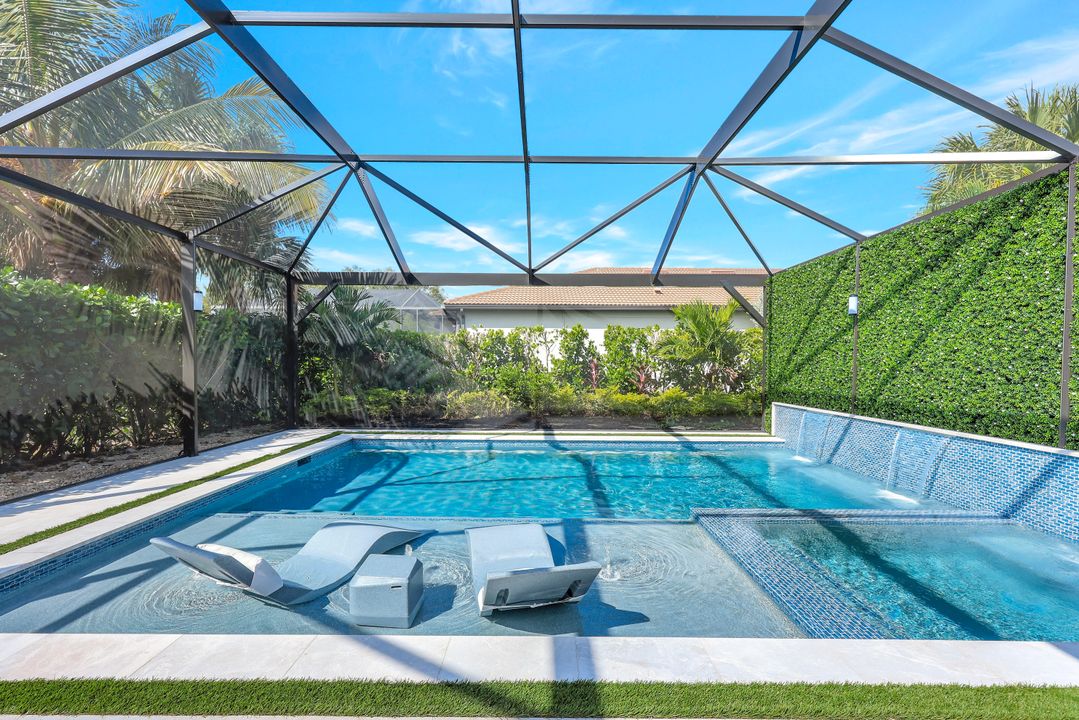 7265 Wilton Dr N, Naples, FL 34109