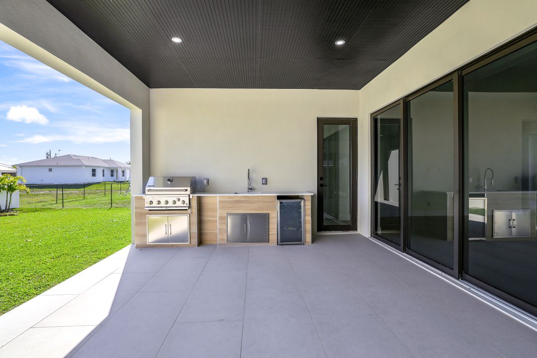 121 NW 36th Ave, Cape Coral, FL 33993