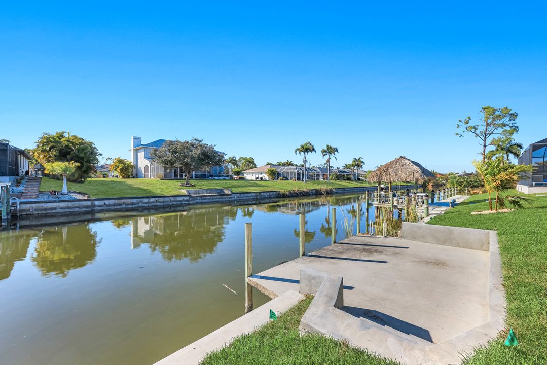 1932 SW 17th Ave, Cape Coral, FL 33991