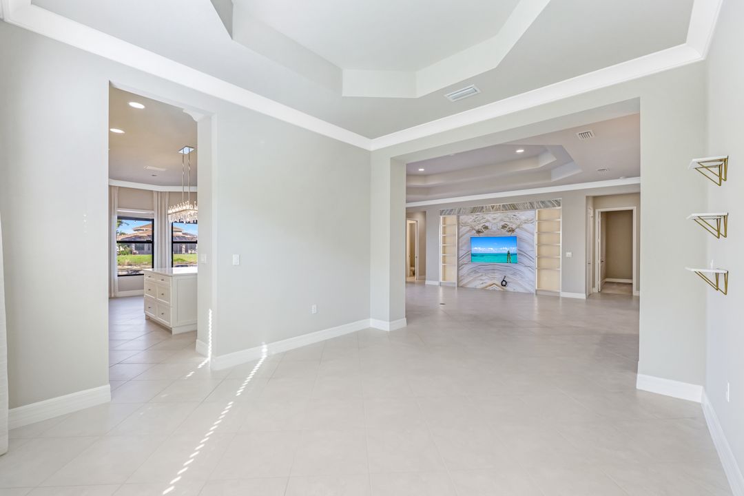 4426 Caldera Cir, Naples, FL 34119