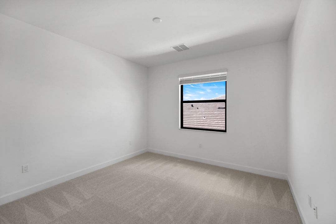 20703 Fair Oak Ln, Estero, FL 33928