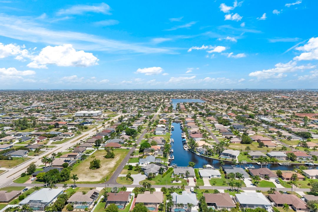 1621 SW 43rd Terrace, Cape Coral, FL 33914