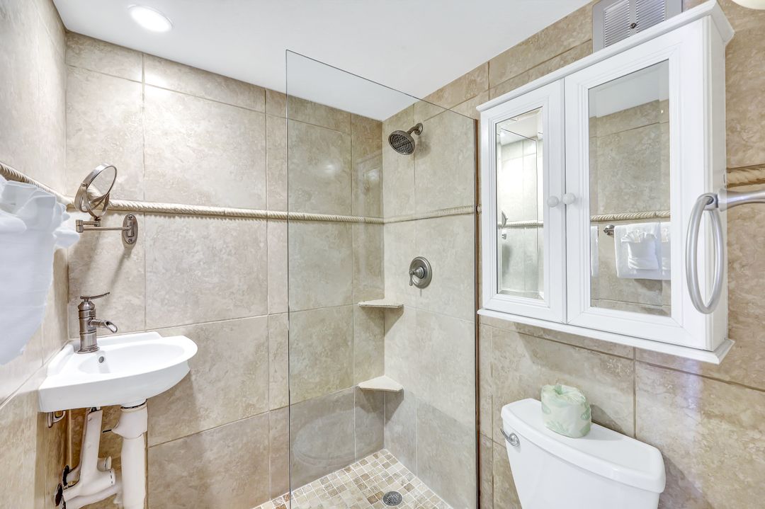 2555 Tamiami Trail N #263, Naples, FL 34103