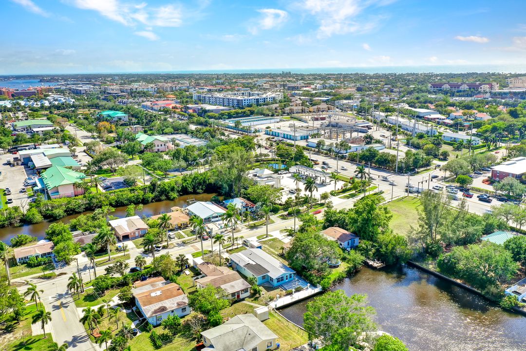 1273 5th Ave N, Naples, FL 34102