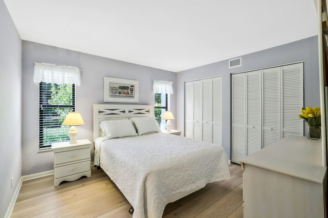 1111 Wildwood Ln, Naples, FL 34105