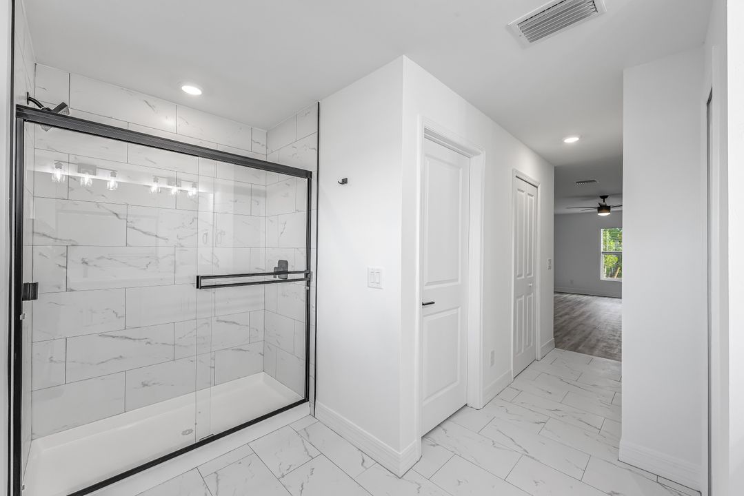 2117 NW 10th Terrace, Cape Coral, FL 33993