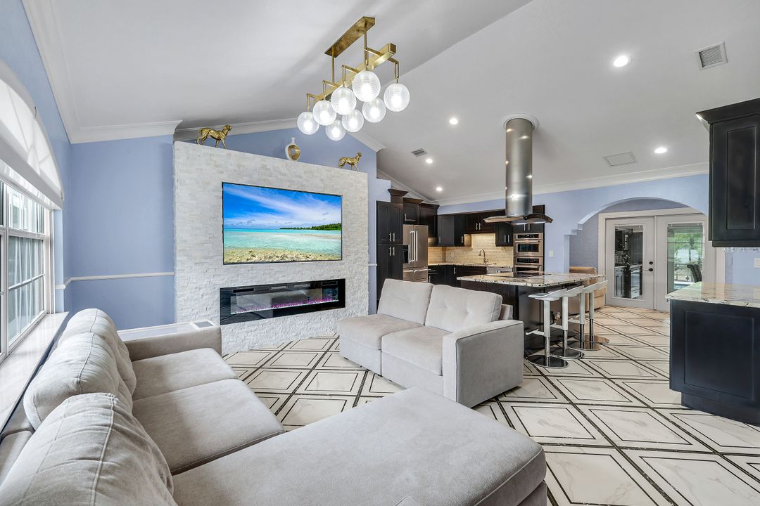 5140 17th Ct SW, Naples, FL 34116