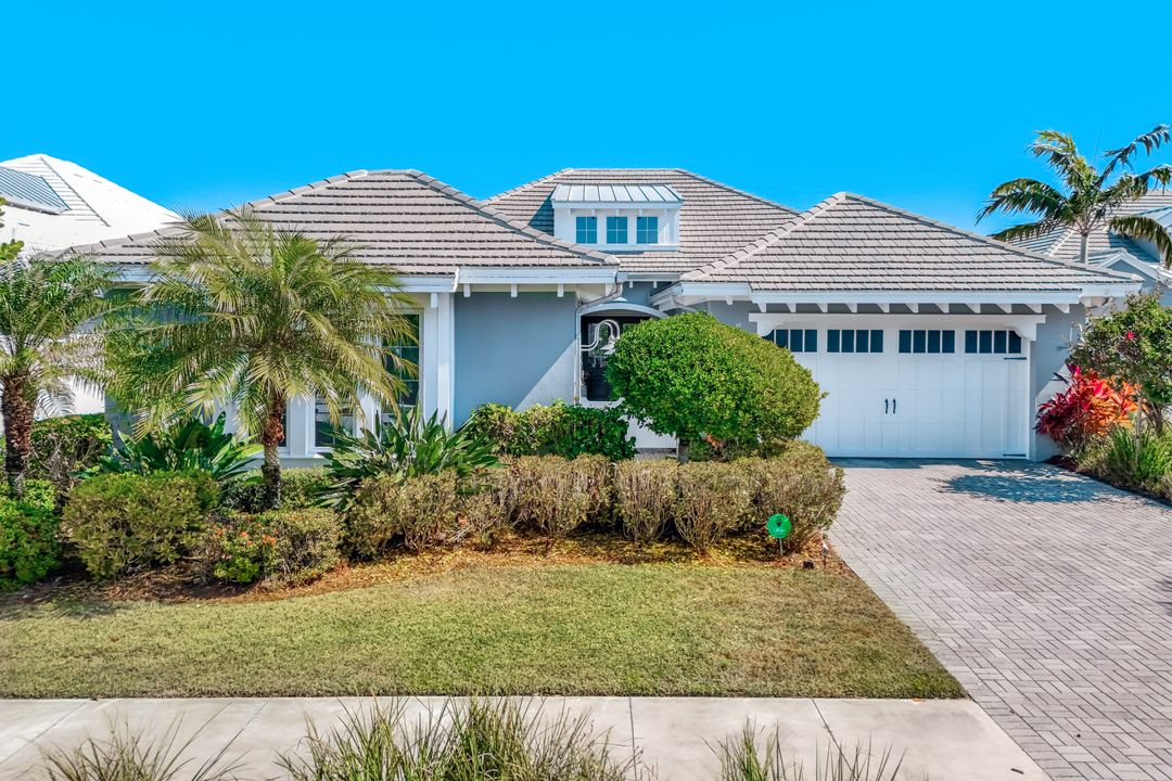 6320 Lyford Isle Dr, Naples, FL 34112