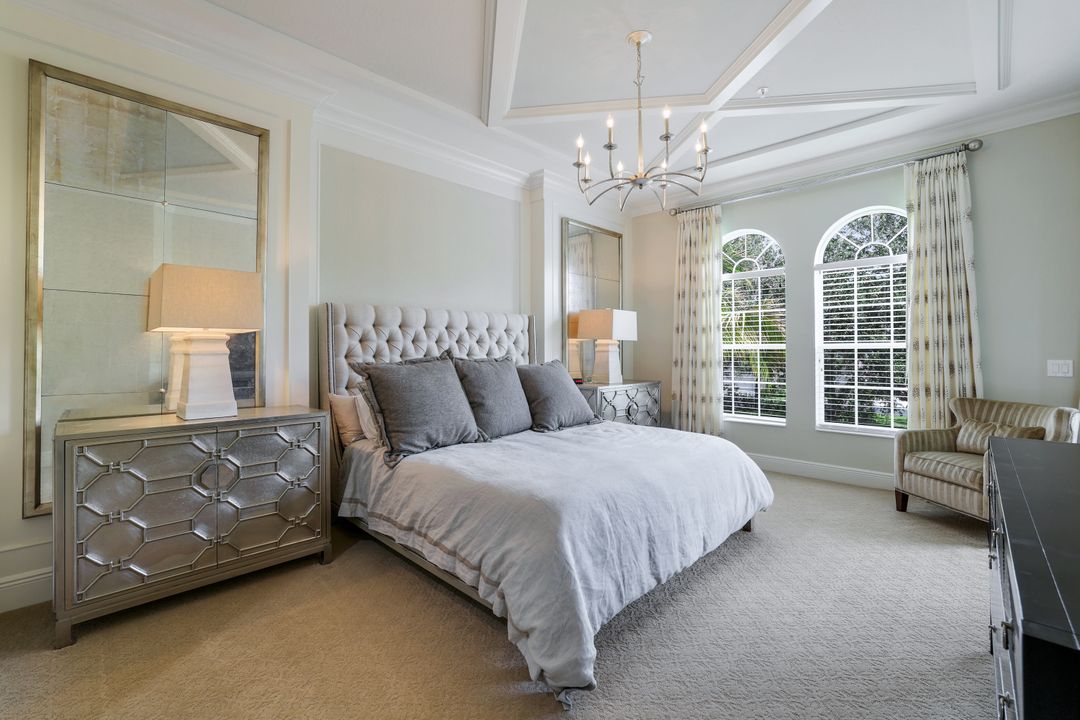 9053 Cascada Way #202, Naples, FL 34114