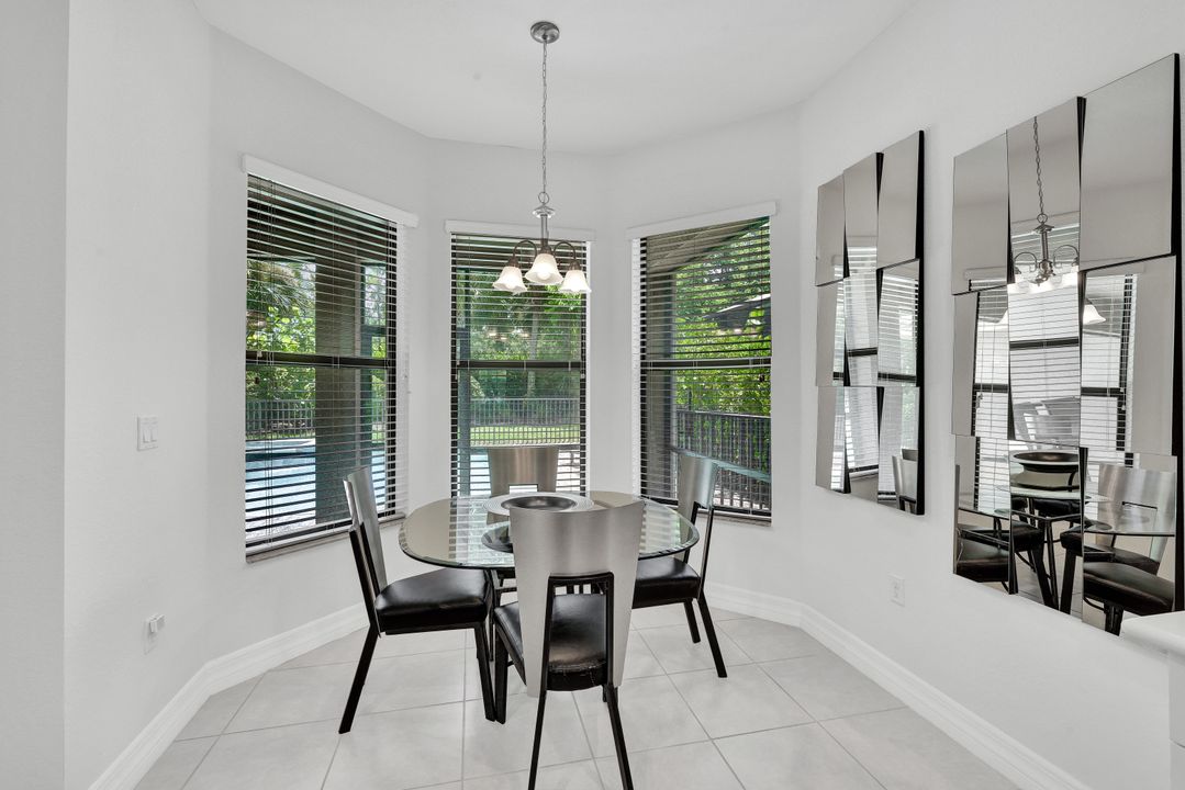 13750 Callisto Ave, Naples, FL 34109