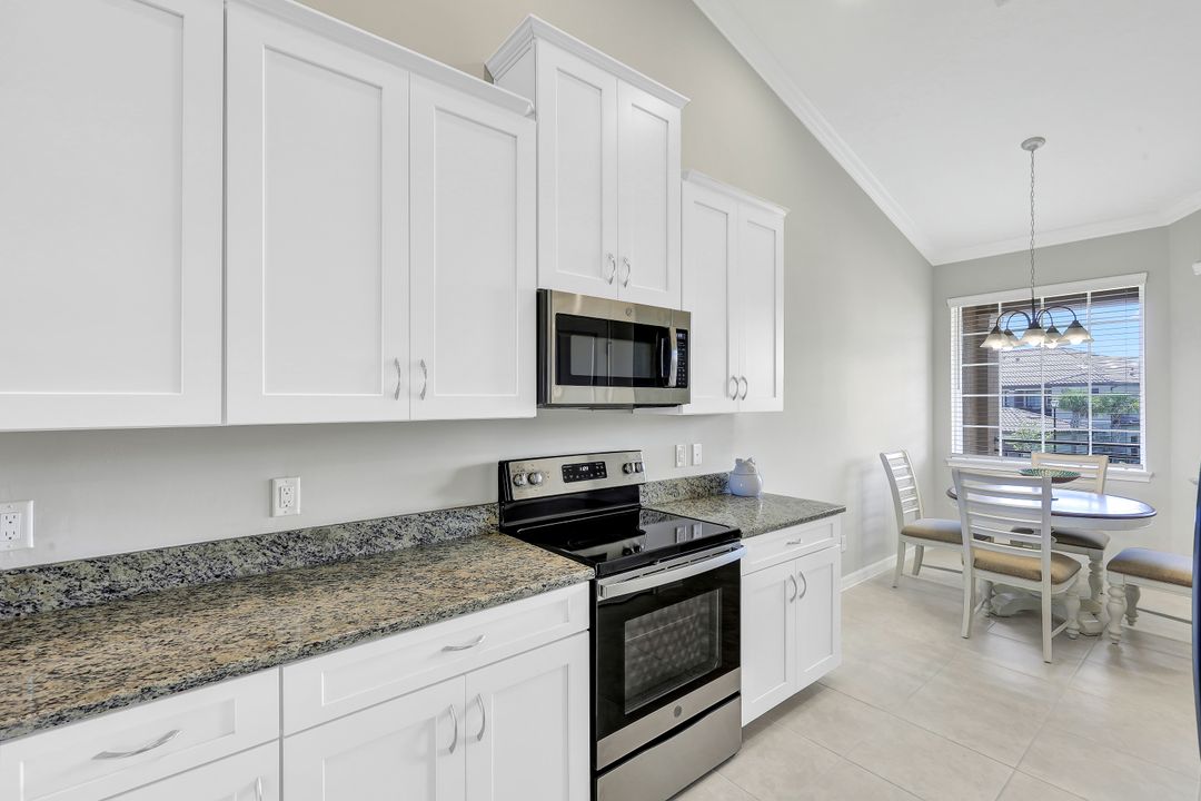 9389 Pocida Ct #203, Naples, FL 34119