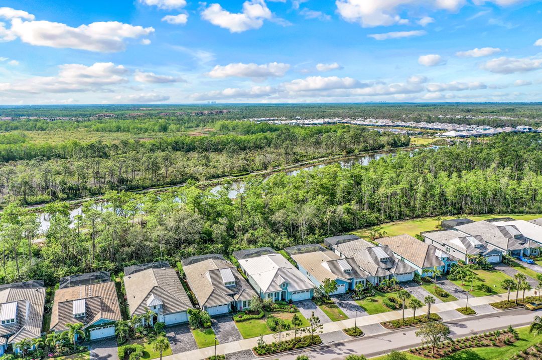 6323 Antigua Way, Naples, FL 34112