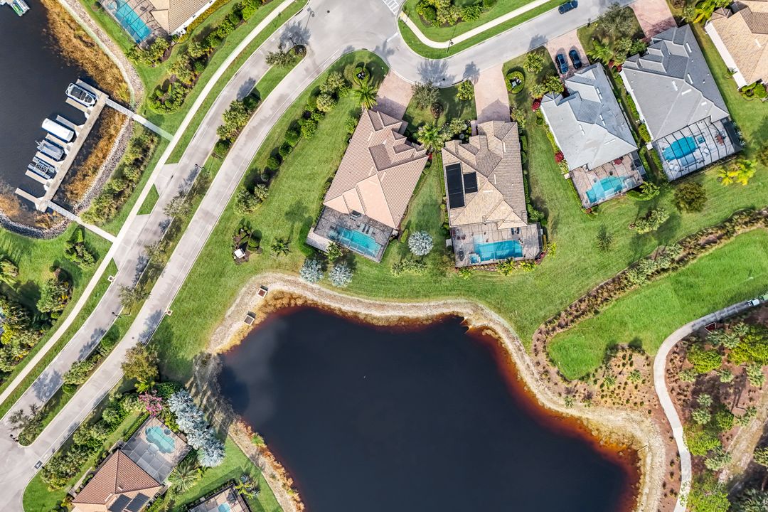 9180 Ores Cir, Naples, FL 34120