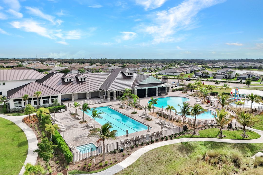 11691 Timber Creek Dr, Fort Myers, FL 33913