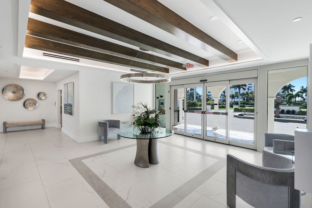 3430 Gulf Shore Blvd N #2 - I, Naples, FL 34103