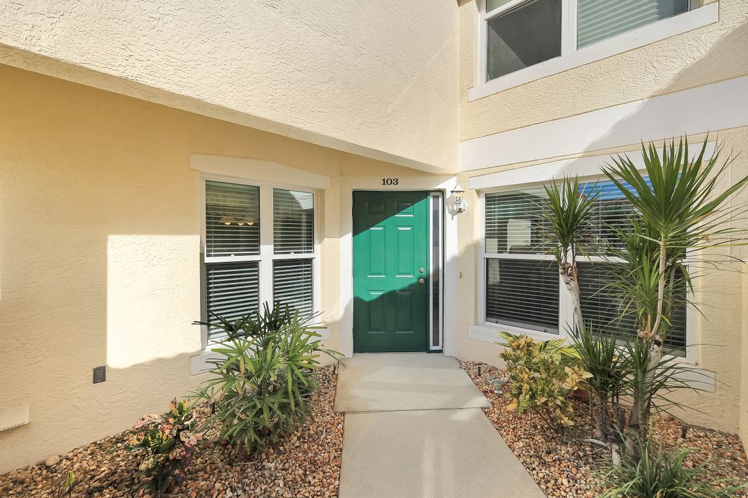 5425 Worthington Ln #103, Naples, FL 34110