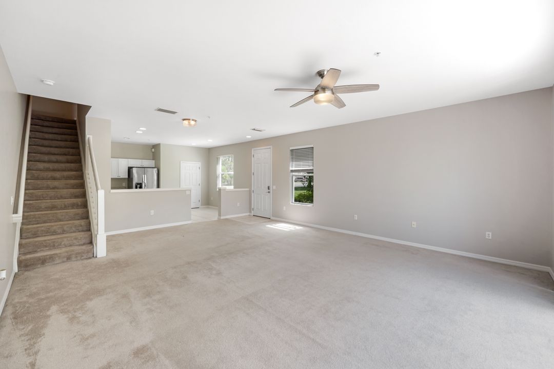 1088 Oxford Ln #48, Naples, FL 34105