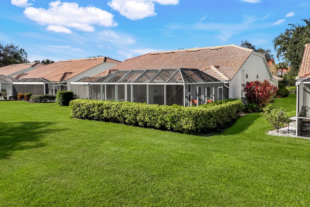 2150 Stacil Cir, Naples, FL 34109